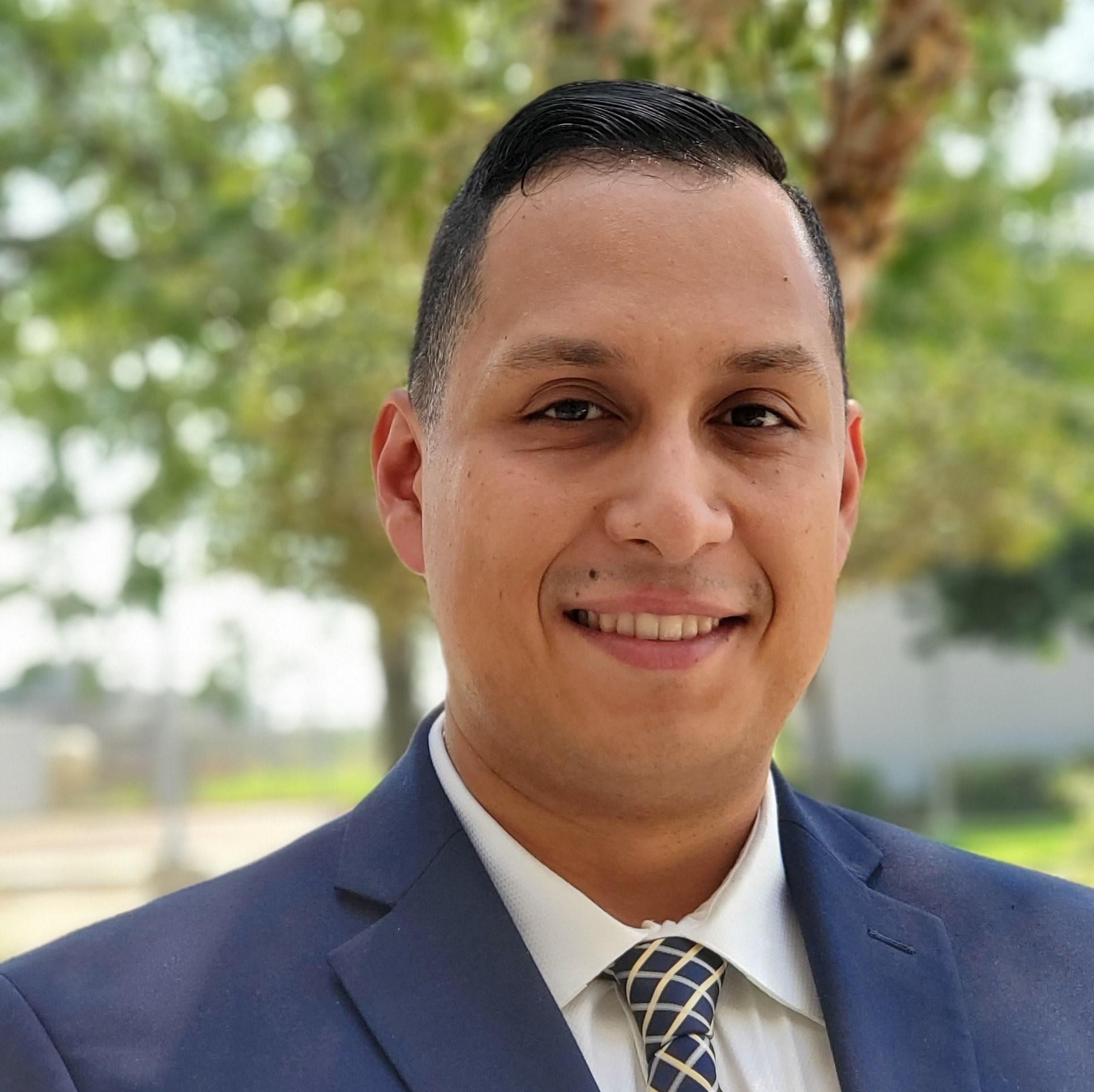 JORGE CRUZ  Your Financial Professional & Insurance Agent