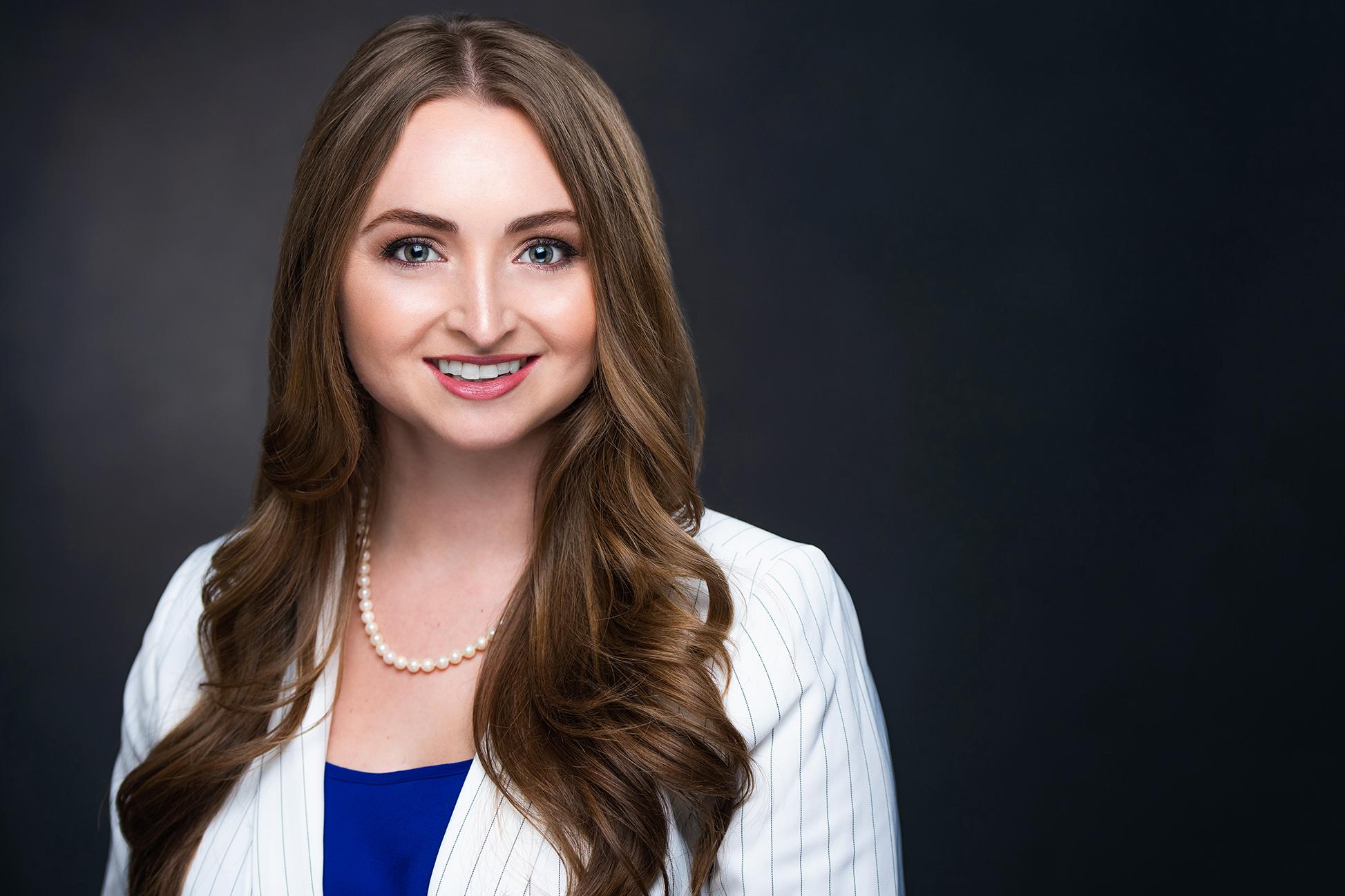 Financial Professional &amp; Insurance Agent LAUREN ELIZABETH