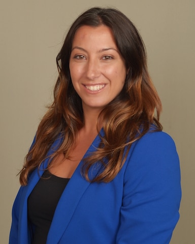 DANIELLE FLANNELLY Financial Professional & Insurance Agent